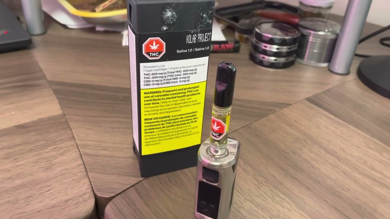Ontario Cannabis Store Vape Review - Strawberry Ice by Kolab
