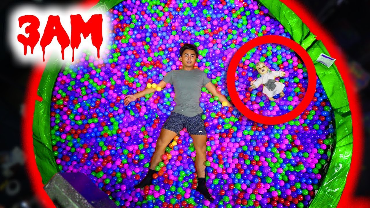 DO NOT JUMP ON THE TRAMPOLINE BALL PIT AT 3AM! (Ghost)