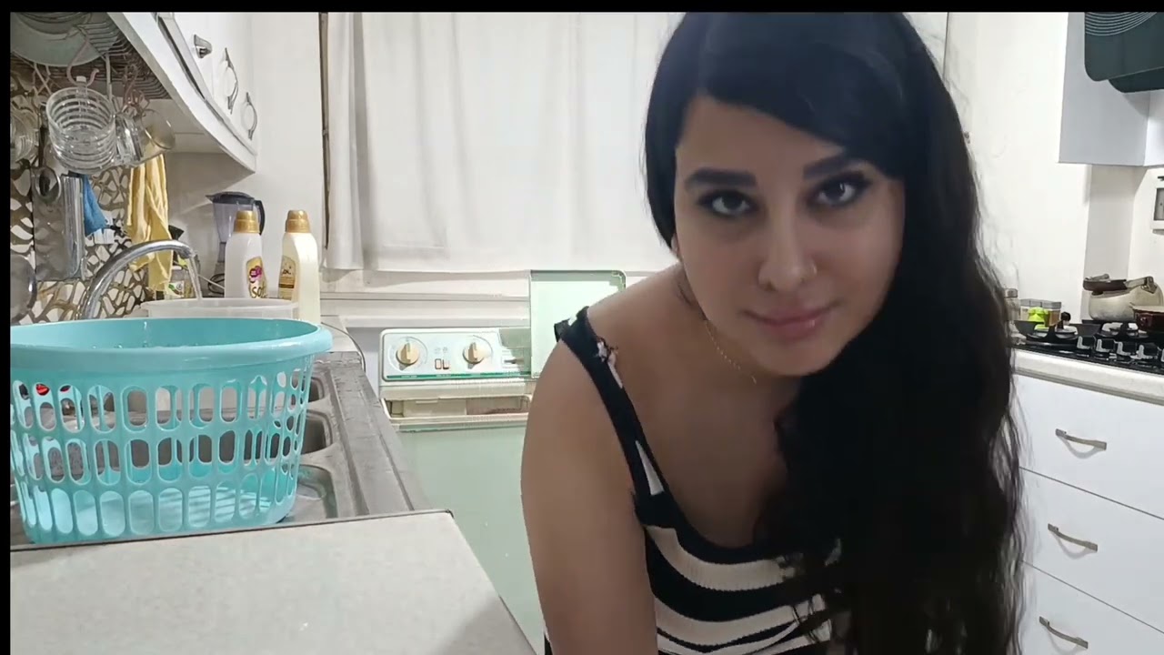 Welcome to this calming and no-talking ASMR vlog  with Little Girl 👧 ❤️ clean clothes