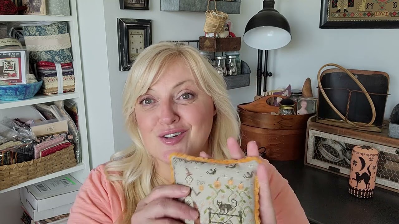 Flosstube ; A near finish, What's New, Needlework Expo, Retreat sign ups!