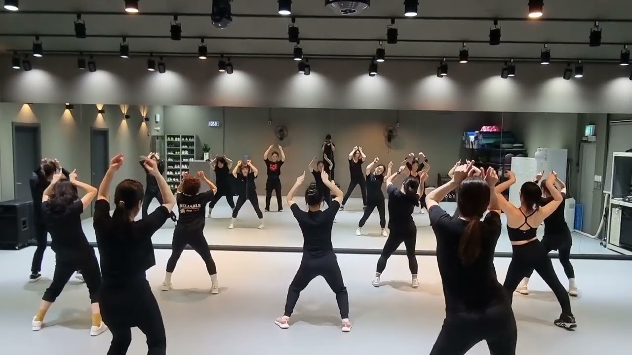 Super Lady[G-DLE]/포인트이지방댄/PSY 저녁반
