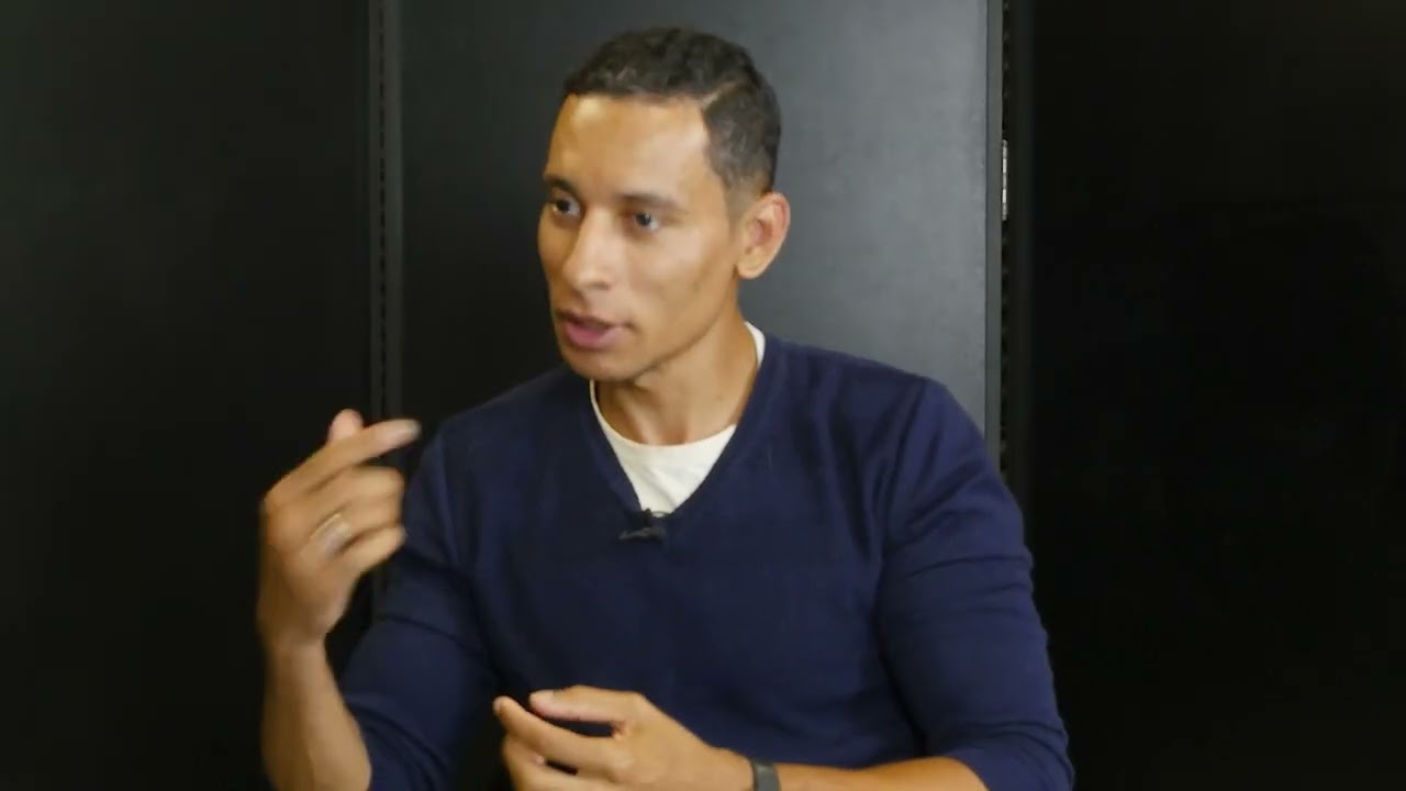 PODIUM CAST - Ed. Física com Coordenador Bruno Carvalho e o Professor Adriano dos Santos