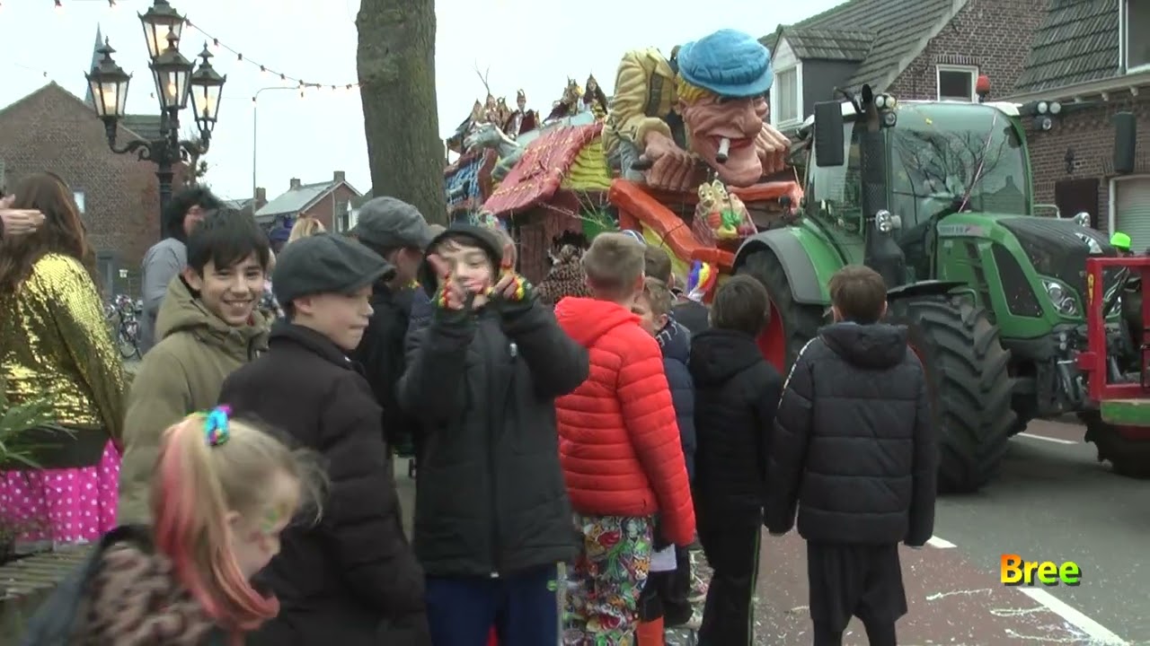 Vastelaovend: Optocht Maasbree 2023