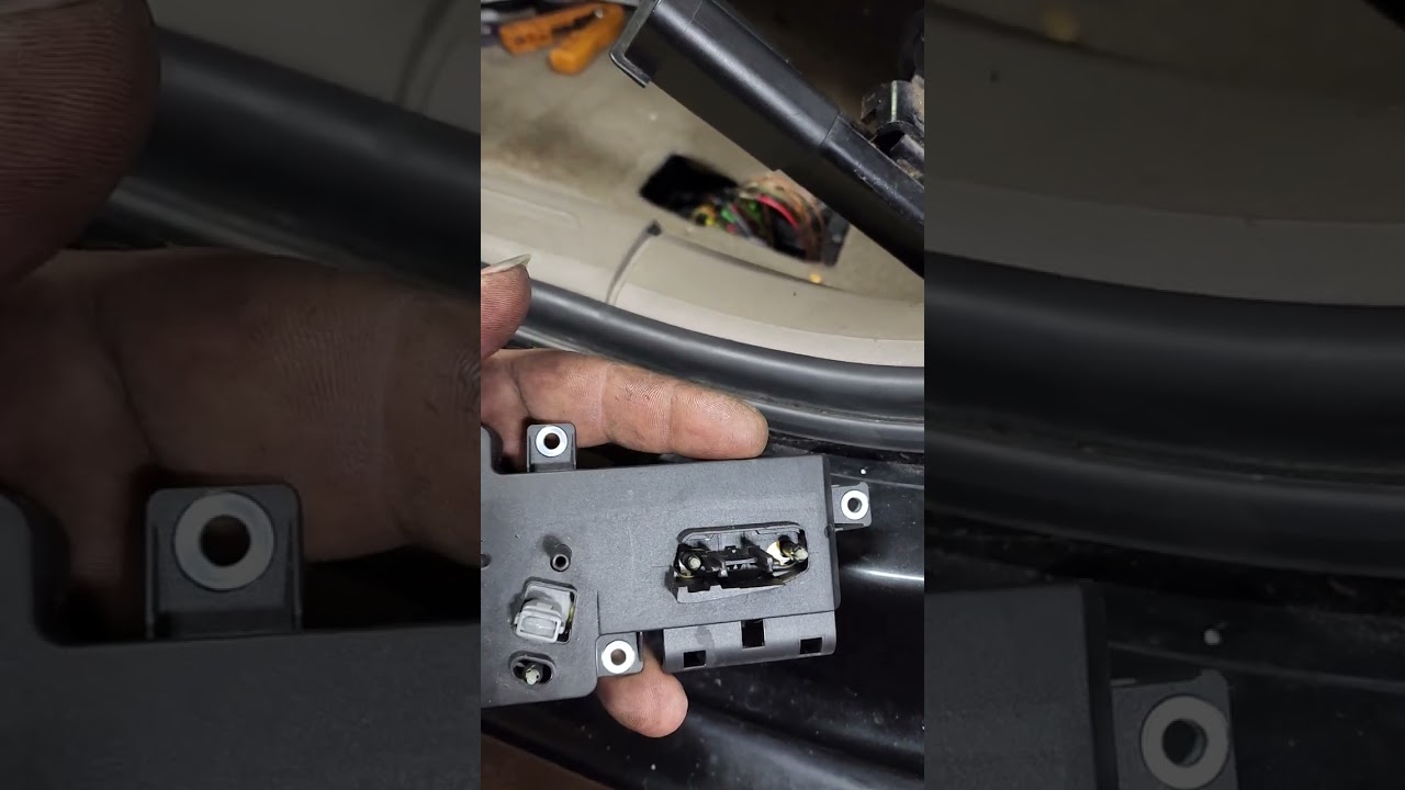 Audi a4 driver seat not working, how to move the seat and fix the problem