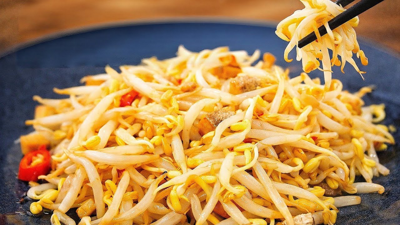 Salted Fish Bean Sprouts Stir Fry ｜咸鱼豆芽炒菜