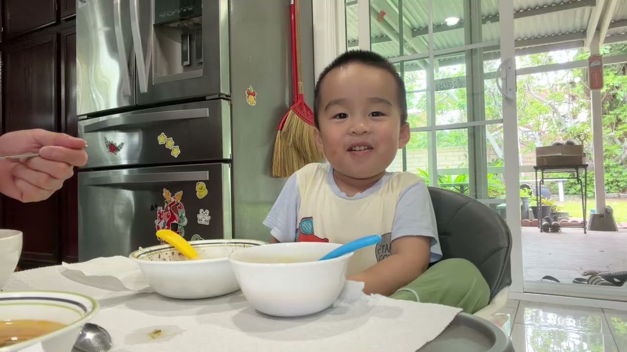 Rl ăn cơm con bò 🐮 🐮 #baby #funny #rolandpham #vietnameseboy #bolsaboy