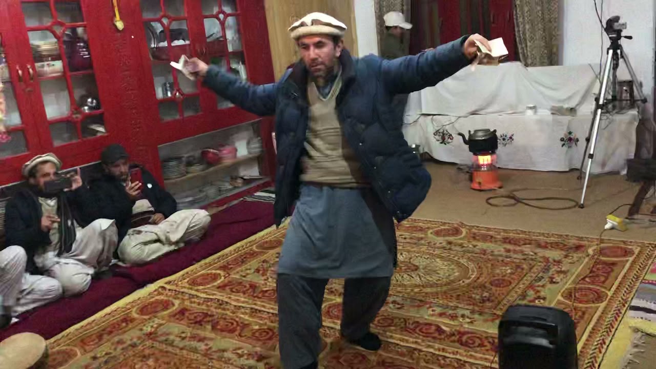 Hardio bateen ma ta posharu goyan... Famous Chitrali (Khowar) song