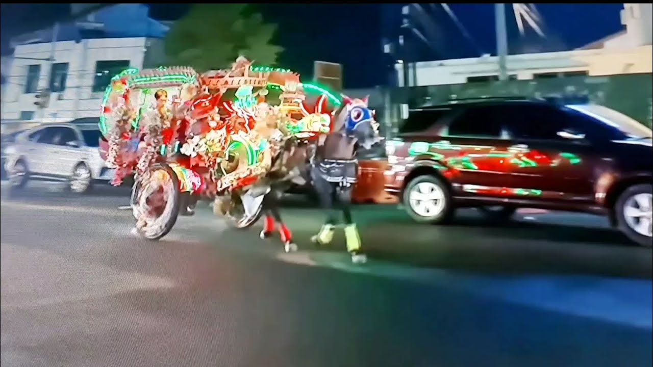 (( HATIKU  SLALU GEMBIRA ))