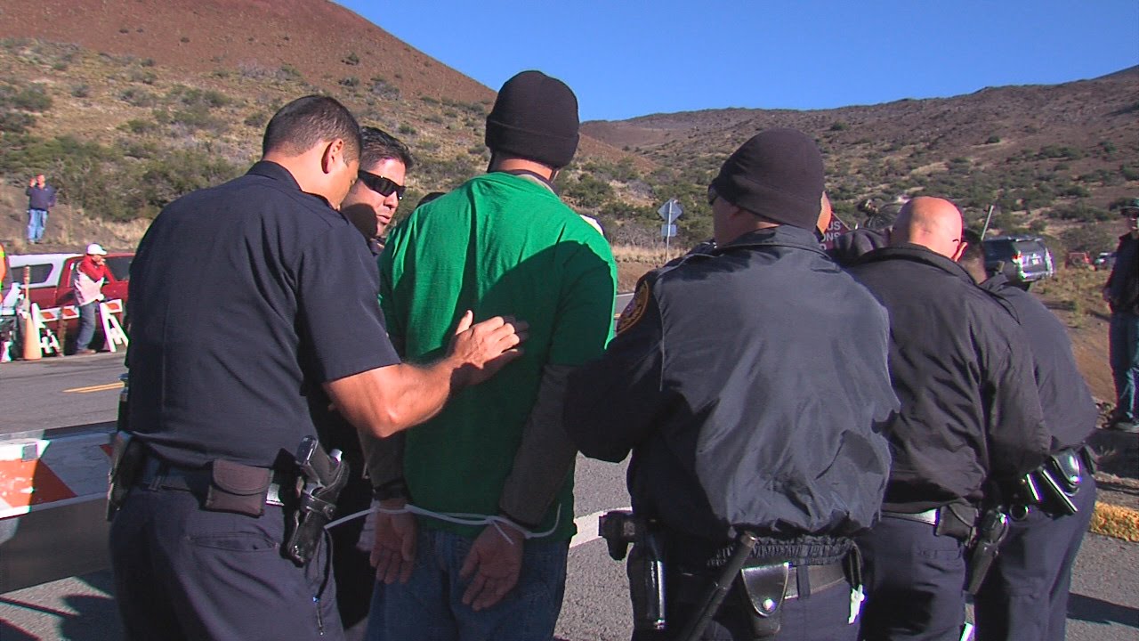Mauna Kea TMT Blockade Arrests