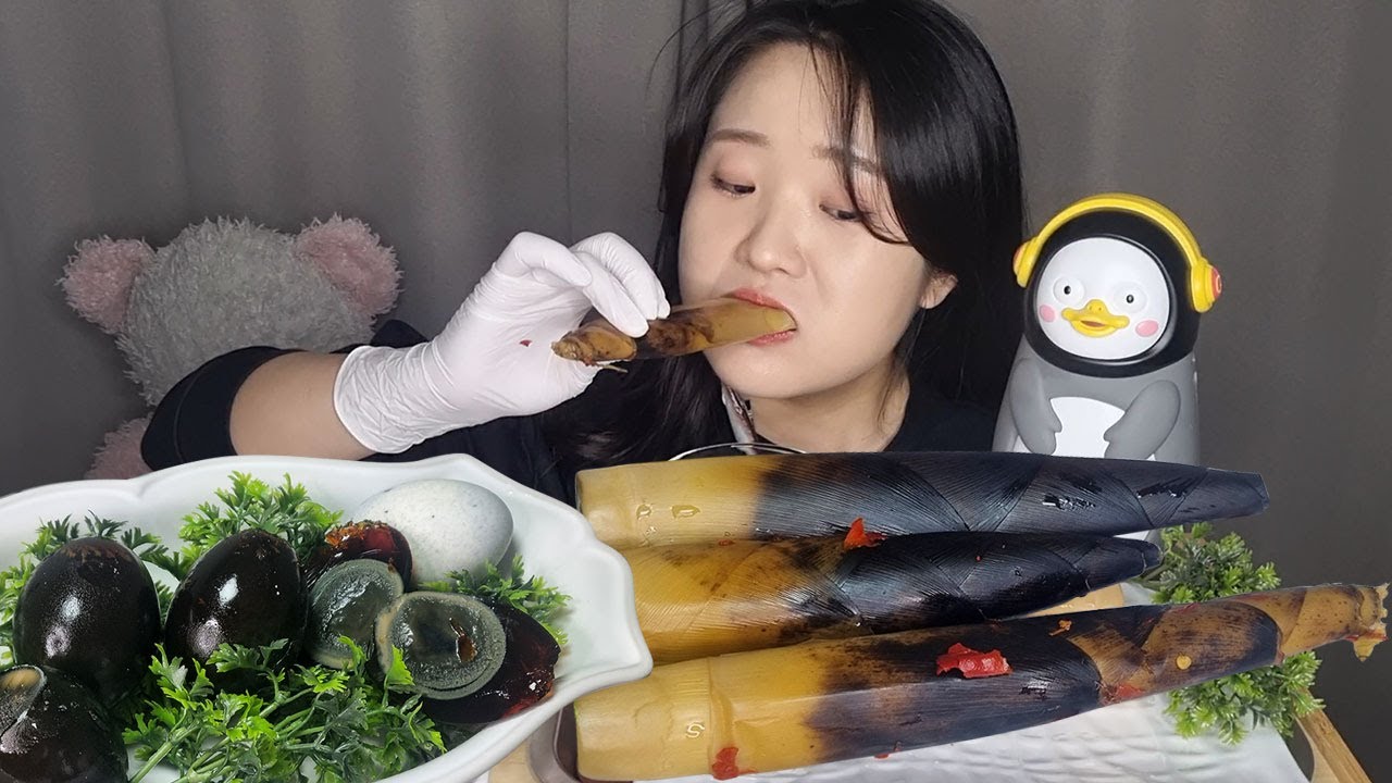 검은 계란 송화단과 마라죽순 먹기! Mukbang Century Eggs, Mala bamboo shoot