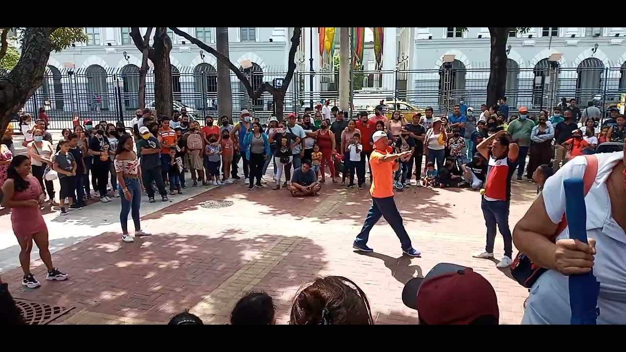 COMICOS EN EL MALECÓN 2000 !