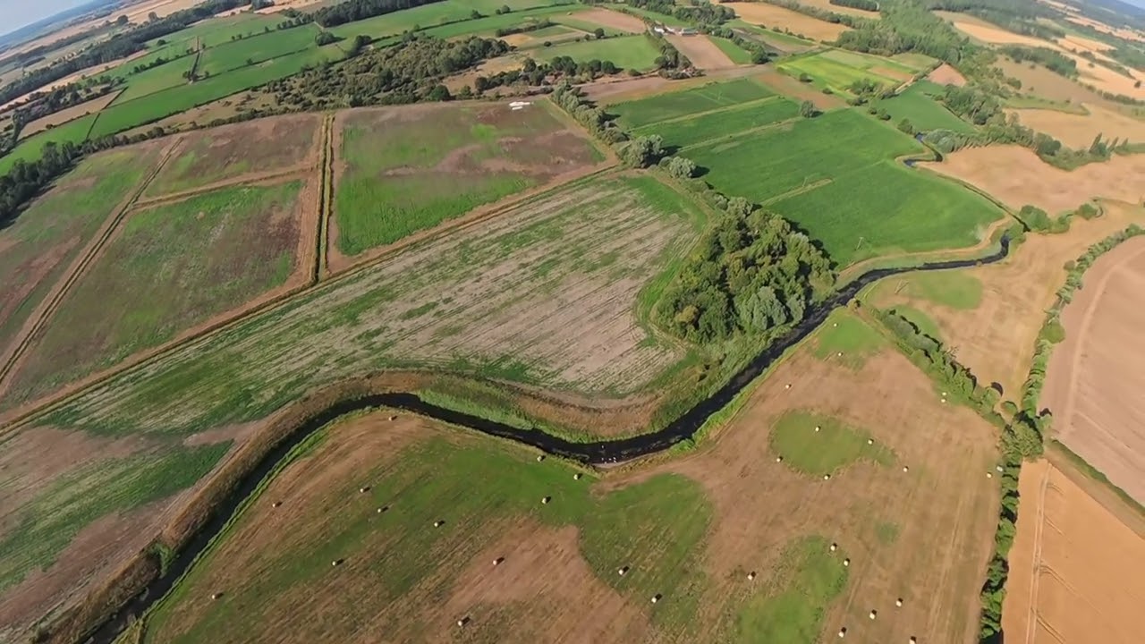Flying the River Wissey - Stoke Ferry and Northwold - Diddlington
