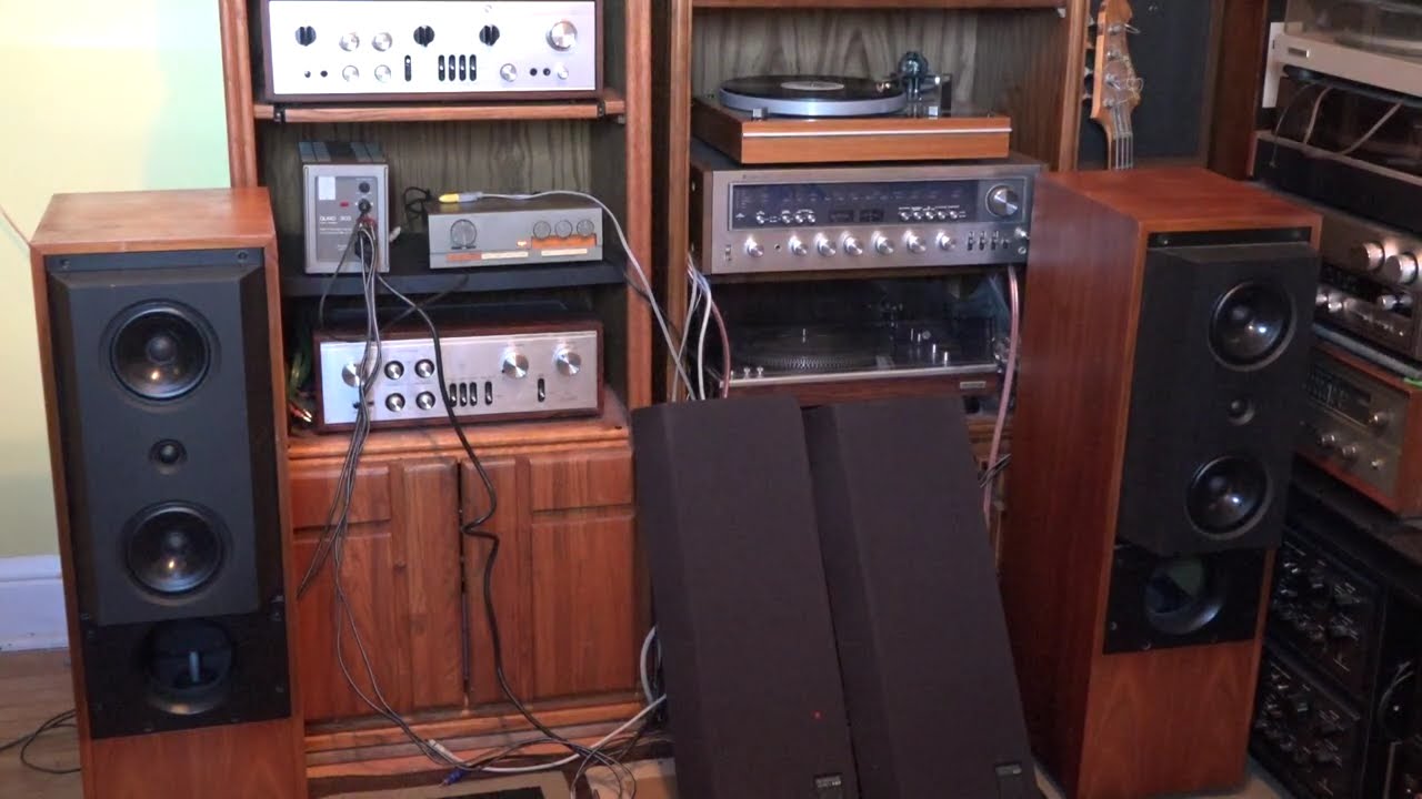 Quad 33 Preamplifier and 303 Power Amplifier - KEF 104/2 - Thorens TD 160