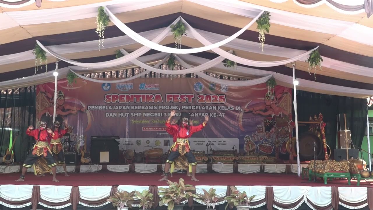 Semarak HUT SMP Negeri 3 Karanganyar: Sekolahku Berbudaya, Murid Berdaya