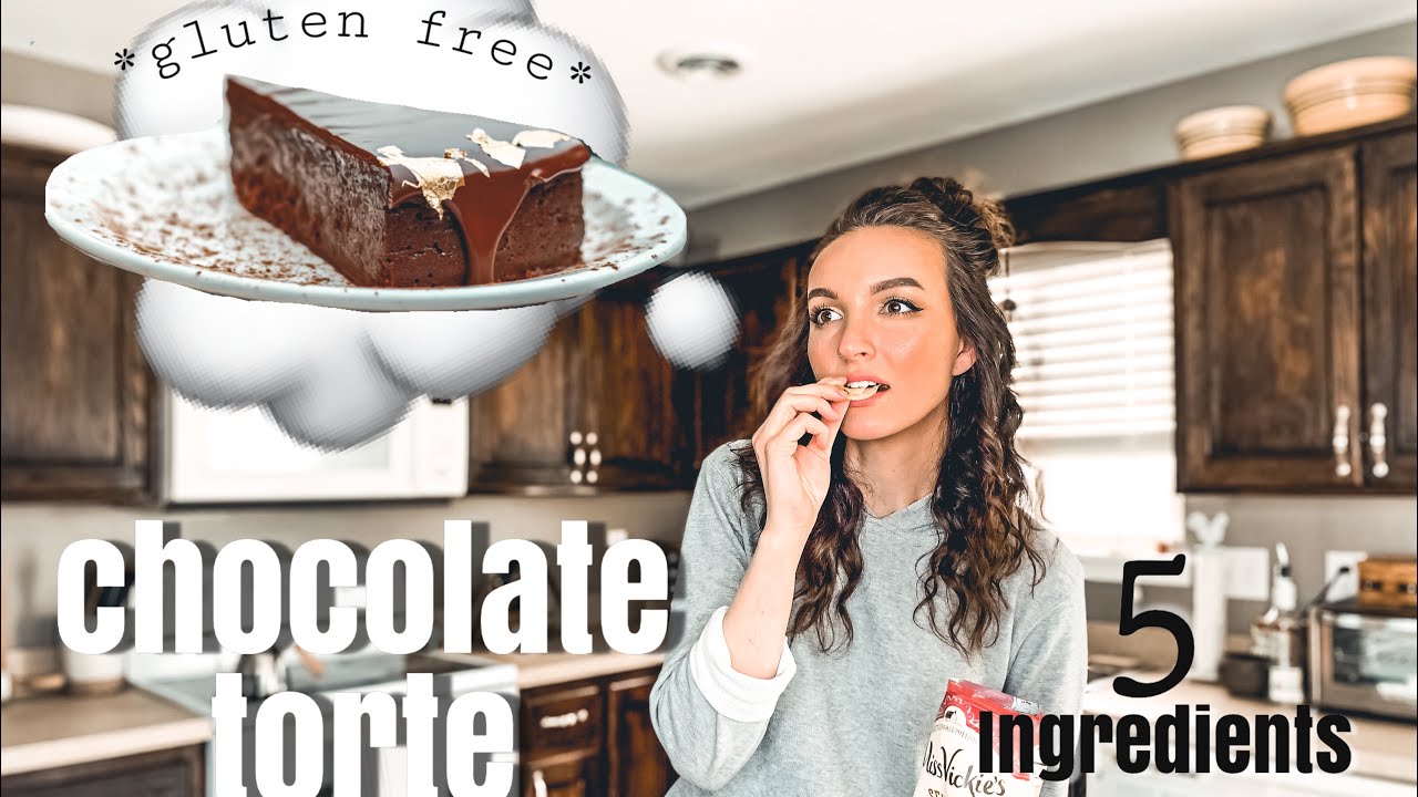 FLOURLESS CHOCOLATE TORTE