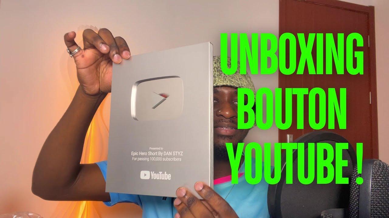 Mon bouton YouTube est arrivé ! (Unboxing & Réaction)