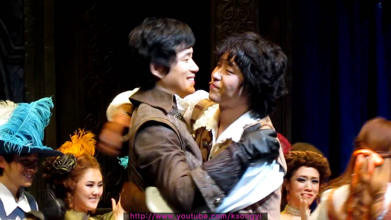 20111217삼총사 유토스 엄타냥 막공.wmv