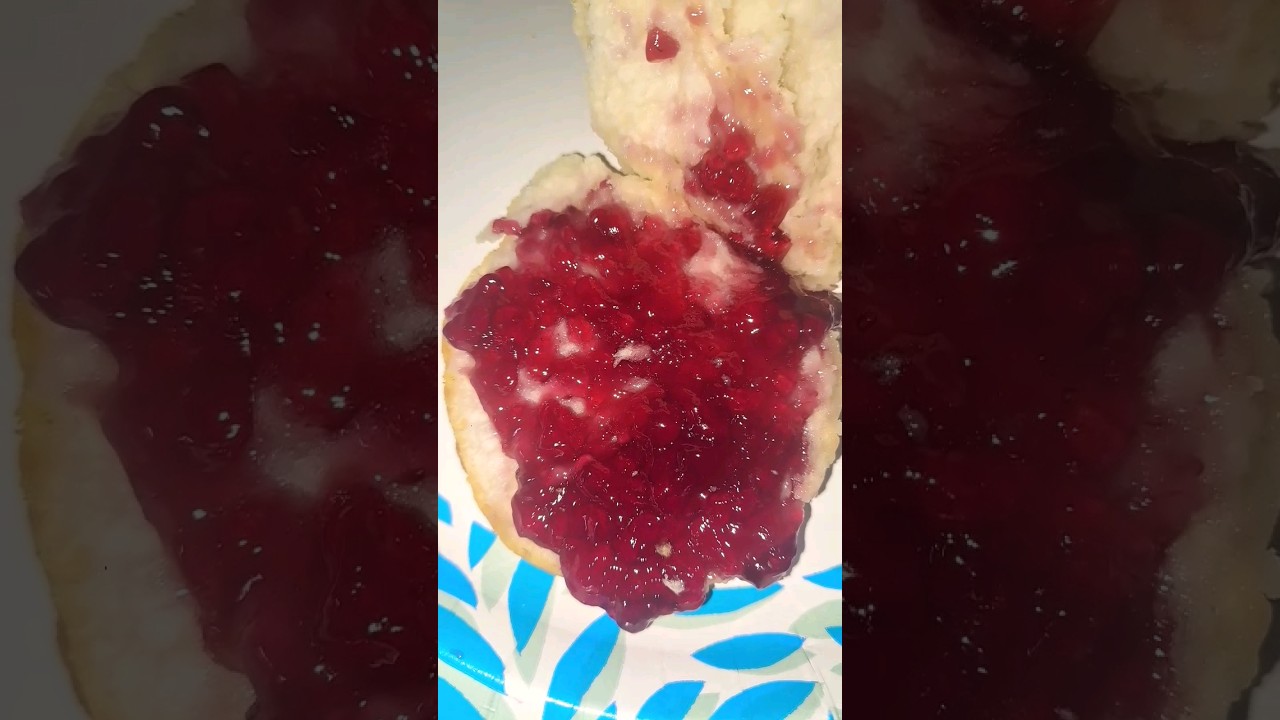 Grape Jelly Biscuit! 🍇 #grape #jelly #biscuit 😋#breakfast