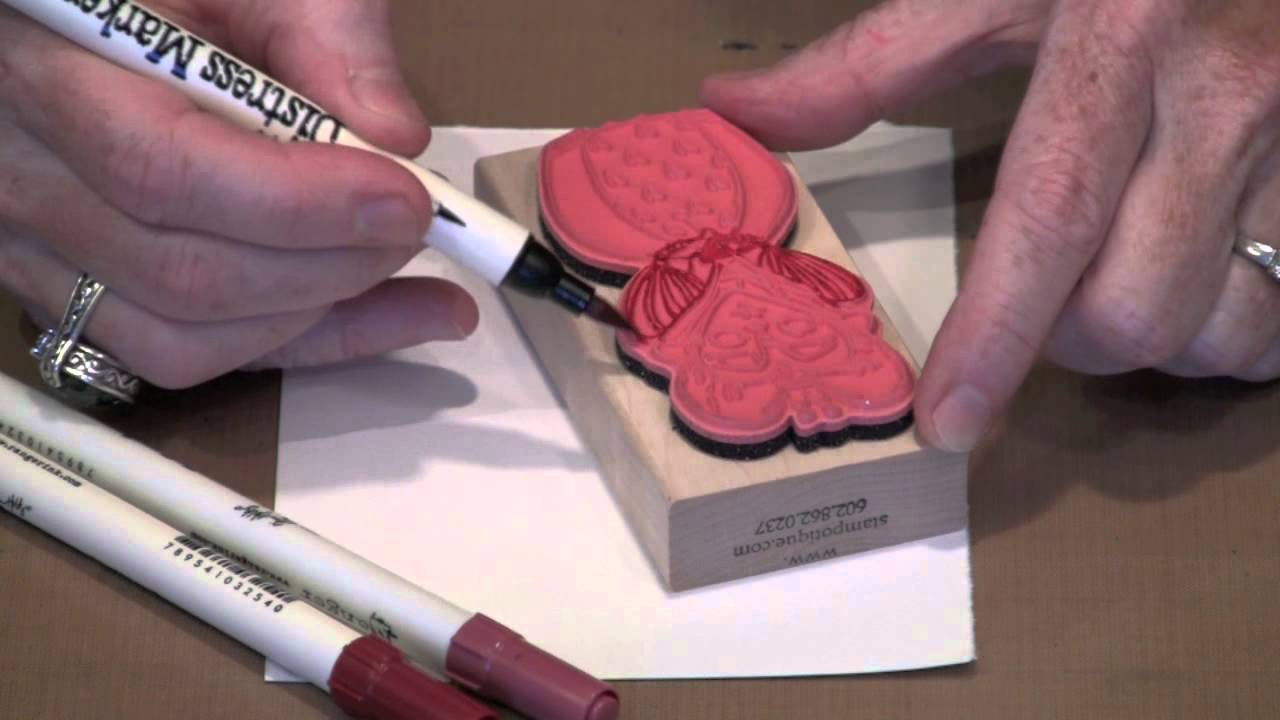Tim Holtz's Distress Markers Tips & Techniques by Joggles.com