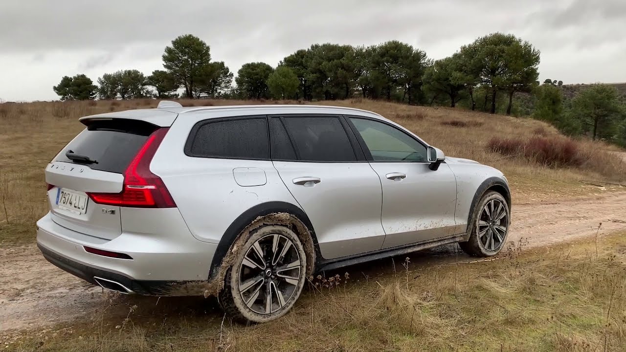 Volvo V60 Cross Country