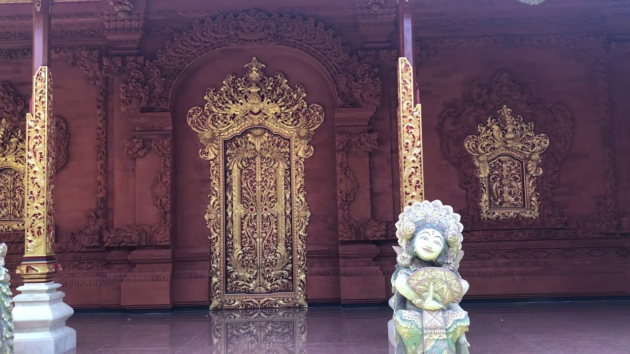Rumah Bali Ukiran