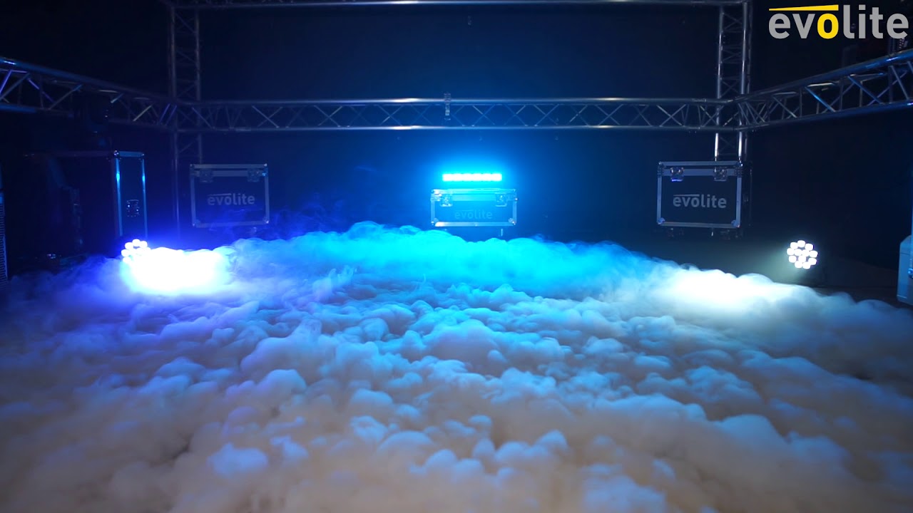 Machine à fumée lourde HEAVY FOG 2000 chez DailyMusic