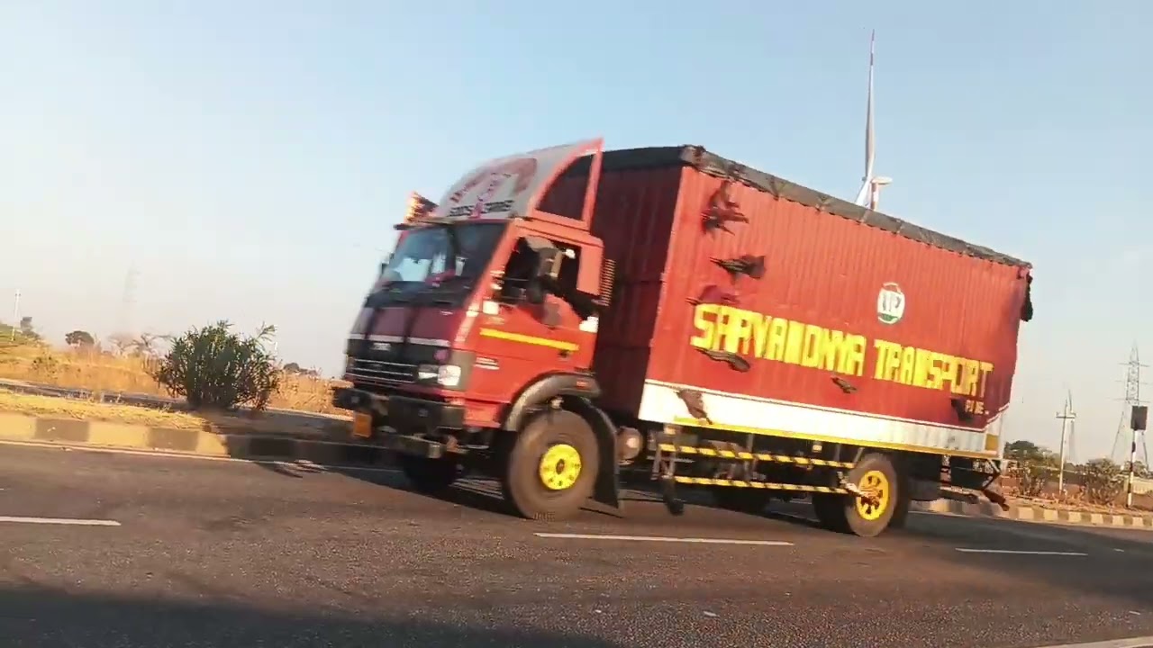 Hello doston namaste hamare driver bhai gadi chalate samay nind aati Hai to dhaba mein rest k namas