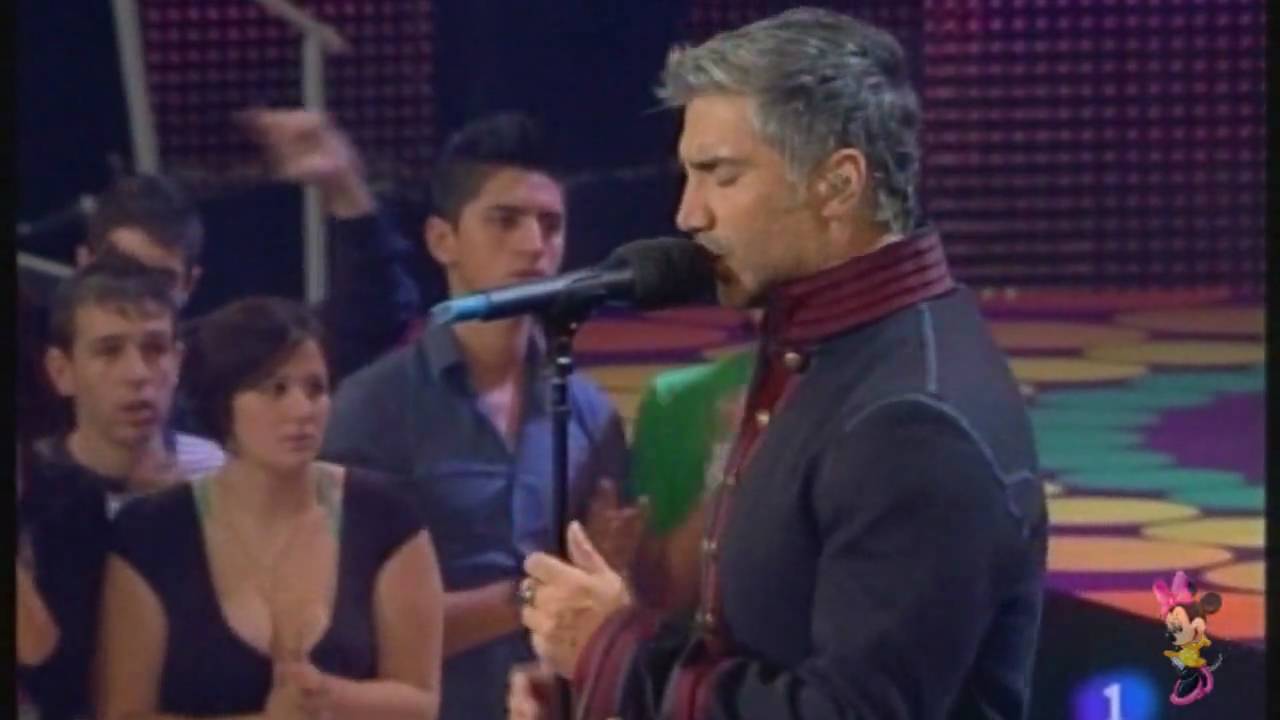 Alejandro Fernandez_ Se me va la voz (HD)