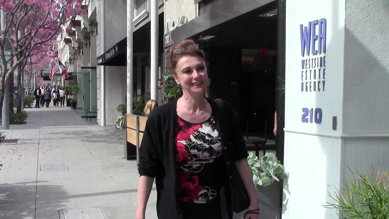 Celebrity Blast From The Past: Emma Samms aka Fallon Carrington on Dynasty in Beverly Hills
