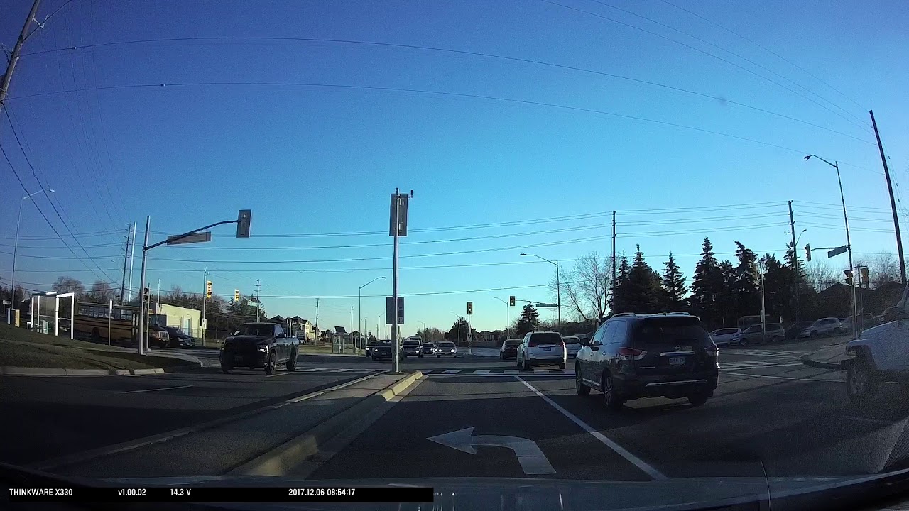 Thinkware x330 Dashcam - Day time driving in Markham