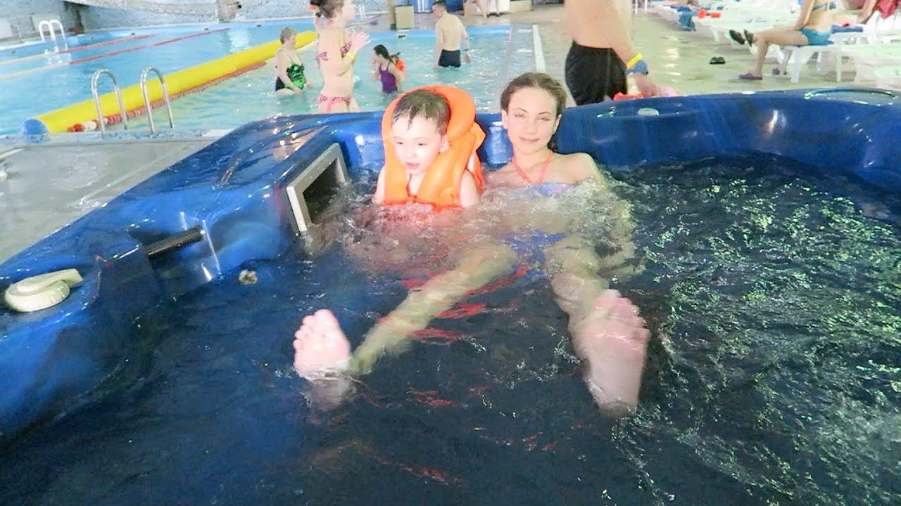 ПОСЛЕДНИЙ ДЕНЬ КАНИКУЛ ! БАССЕЙН ! ДОМАШНЕЕ ЗАДАНИЕ ПО ФРАНЦУЗСКОМУ