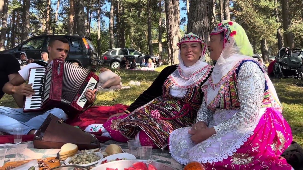 Муса Ляца и Нуша Гюзум - Звънец Звъни