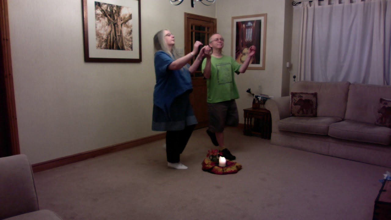 Elves of the Valley - Circle Dance with Cindy & Adrian