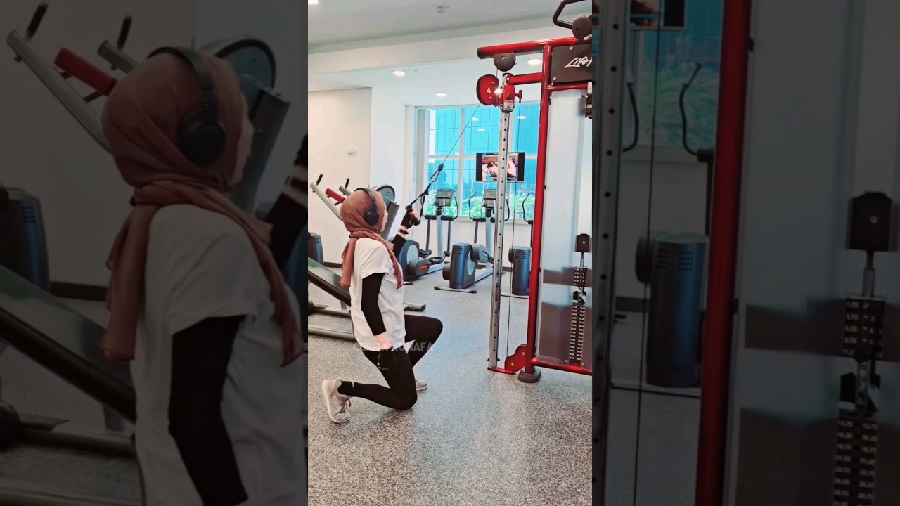 Life has its ups and downs, we call them SQUATS #gymmotivation #gym #abs #shorts #gymmotivation