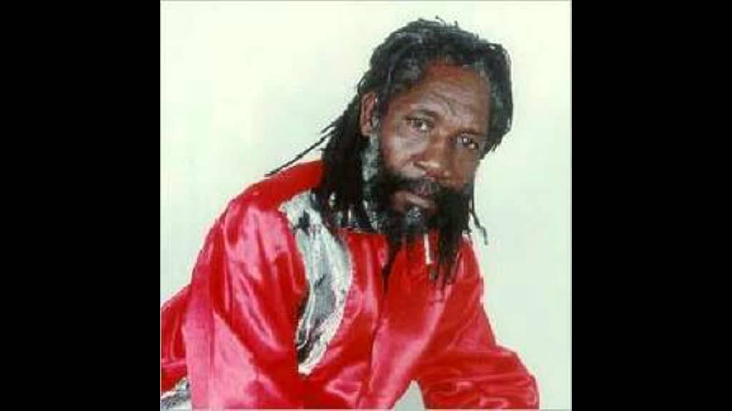 Dennis Walks - Know My Enemy