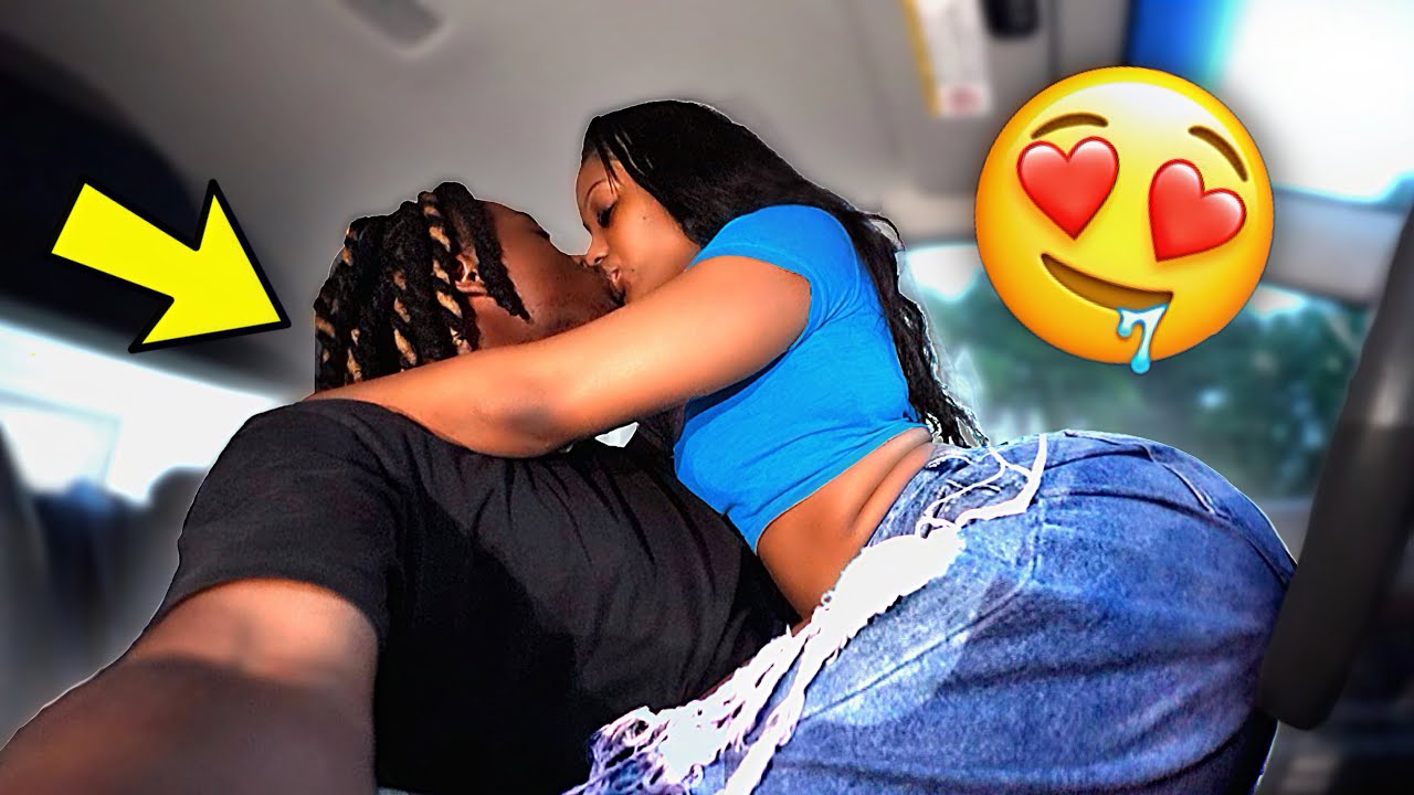 KISSING MY GIRLFRIEND IN THE MIDDLE OF AN ARGUMENT!! * LEADS TO SOMETHING ELSE*