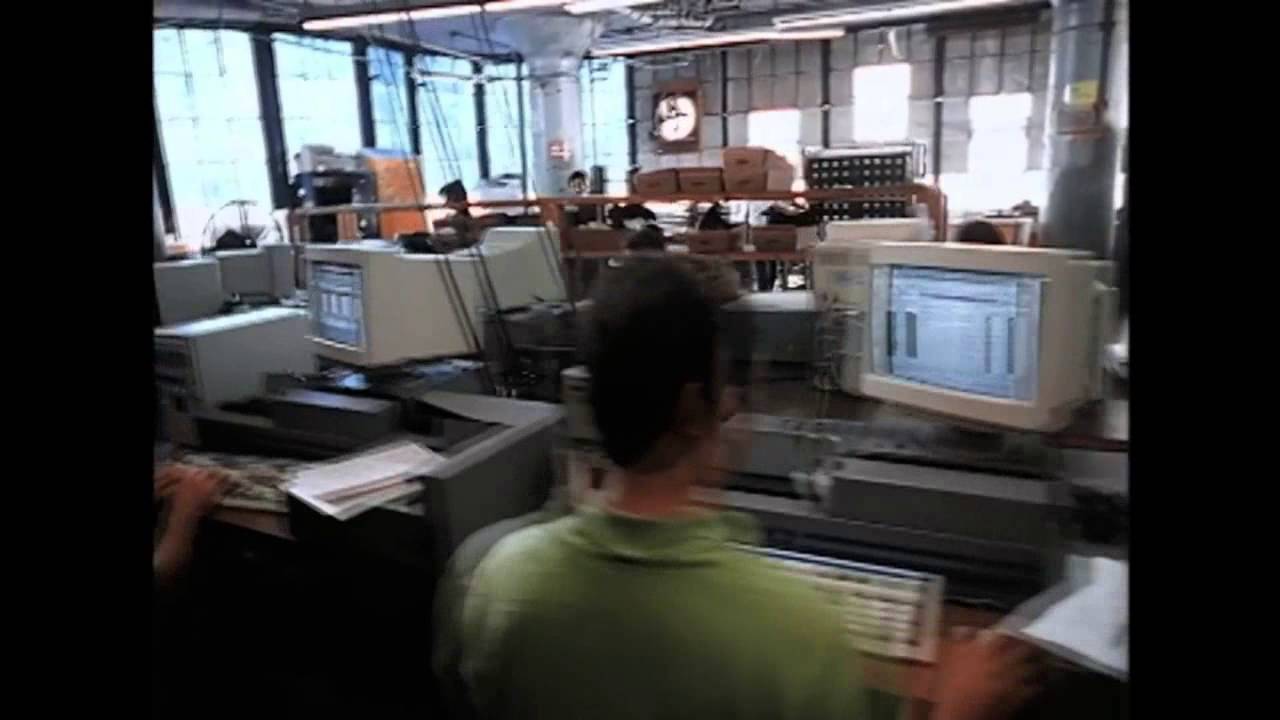 Windows 95 -  Start Me Up - Promo / Commercial (High Quality 720p)