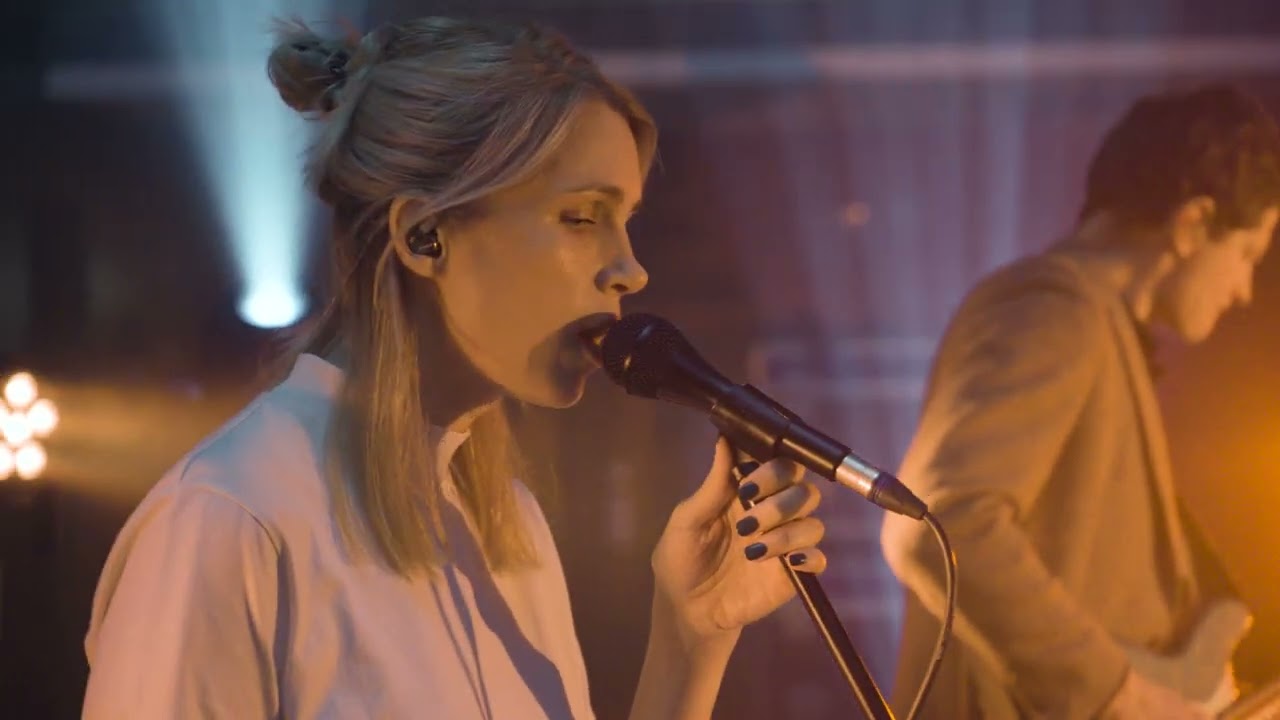 Pia Fraus - Never Again Land (studio live, 12/11/2023)