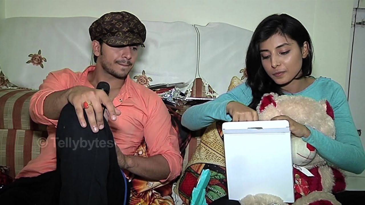 Param and Harshita Gift Segment - Part 03