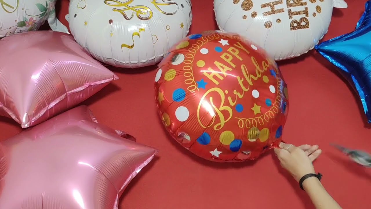 FUN HAPPY BIRTHDAY MYLAR BALLOON AND LOT'S OF MYLAR BALLOONS BLOWING। SATISFYING VIDEO
