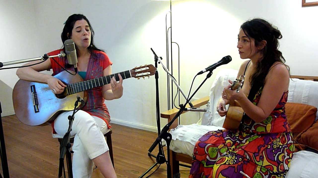 Georgina Hassan y Laura Ledesma - El pájaro