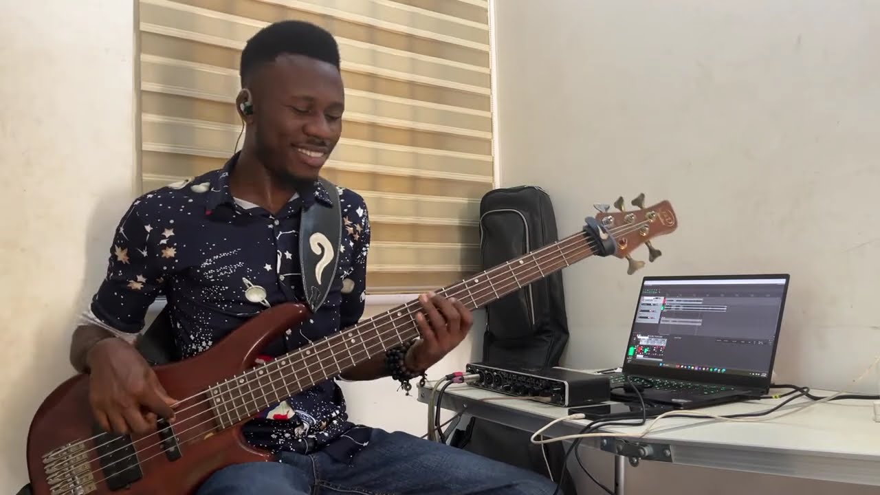 Incredibly Awesome 💥💥💥 A Sweet And Clean Bass Cover To Todd Dulaney Song Medley❤️❤️❤️