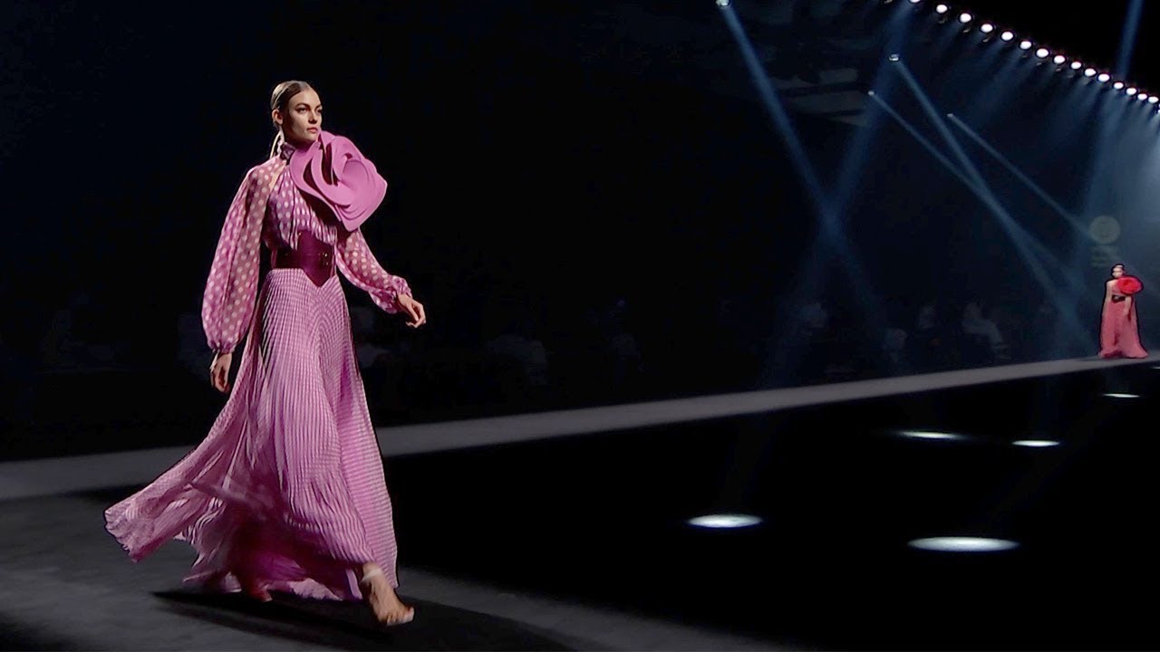 Isabel Sanchis | Spring Summer 2021 | Full Show