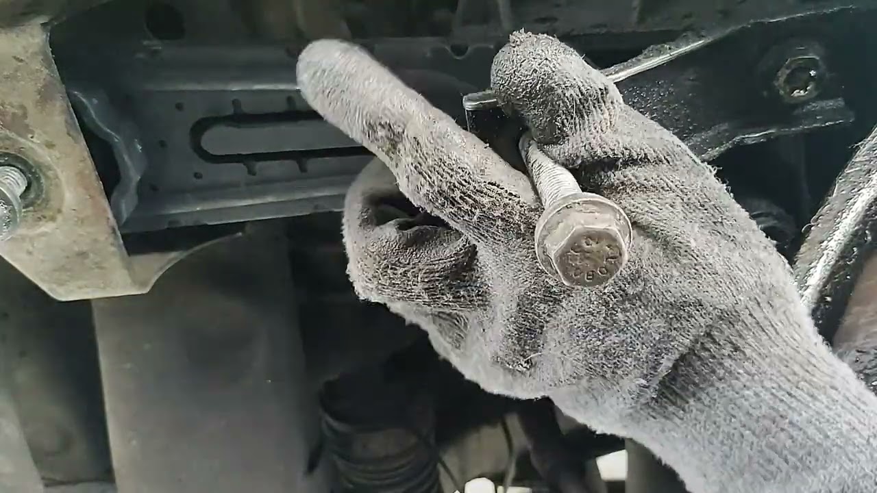 cambio de soporte motor ( chancleta) Renault Logan