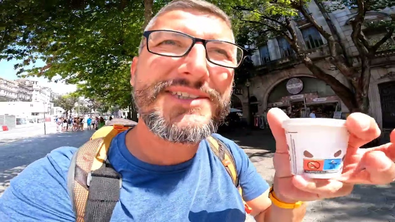 Jak dostać się z lotniska ✈️ w Porto 🇵🇹 na początek Camino de Santiago? Metrem Ⓜ️ do katedry 👍
