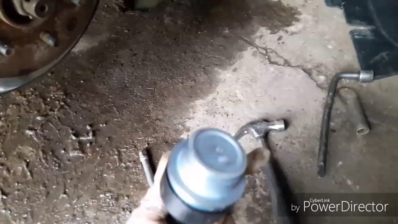 Ниссан патфайндер.замена задней верхней шаровой.