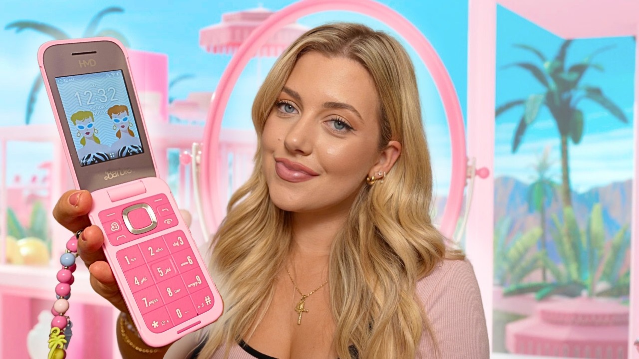 Распаковка телефона-раскладушки HMD Barbie + обзор! 🎀✨💖