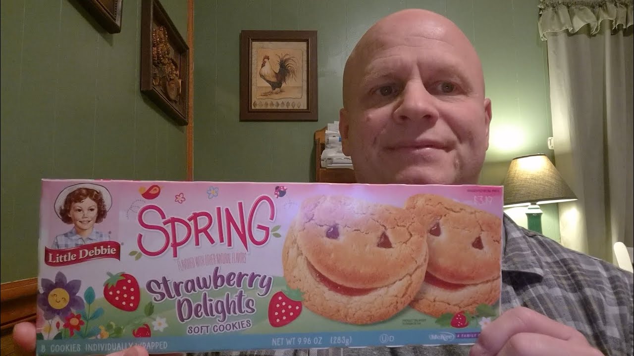 Обзор нового весеннего клубничного десерта Little Debbie