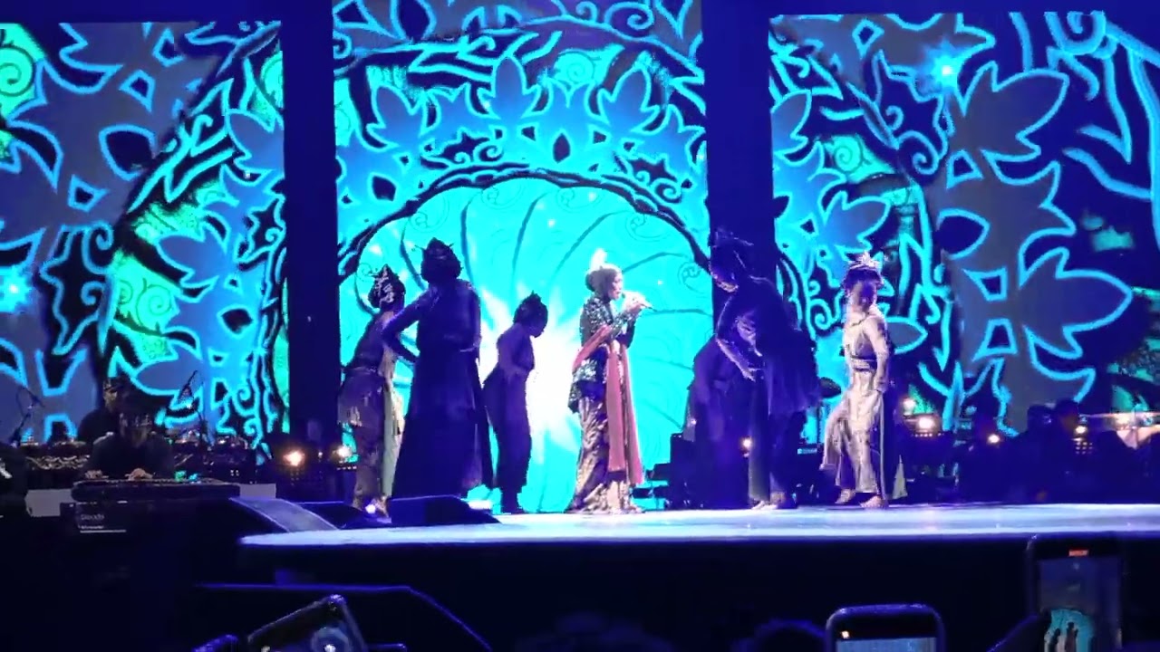 MASYA ALLAH BUNDA LESTI- NYINDEN SUNDA - OPENING KONSER SANG KEJORA