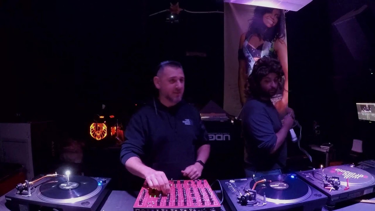 ROKA TECHNO -- VILLADEMONIO RAUL COBER